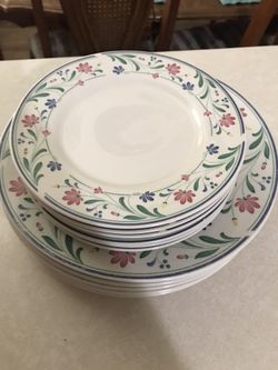 Floral dishes