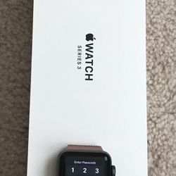 Apple Watch Series 3, Extra Bands, Charber & Original Box!!