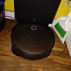 Computerized Roving Vacuum