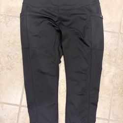 Black CVG Brand Women’s Leggings With Pockets - Size L