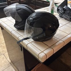 Matching Harley Davidson helmet with visors one XL one medium 50 bucks