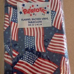 Flannel Back Patriotic tablecloth