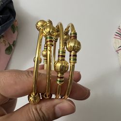4 Four Piece Bangle Set Gold Plated Size 2.4  Non-Tarnish Material