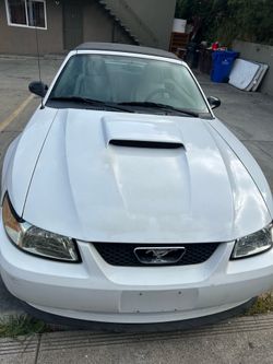 2003 Ford Mustang