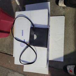 Small Black Bag Reaction Kenneth Cole