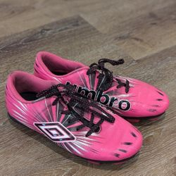 UMBRO Arturo Hot Pink & Black Diva Soccer Cleats Girls Youth Shoes 2.5