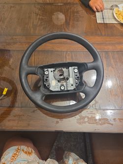 steering wheel for a Volkswagen Golf or Jetta 2000 - 2005