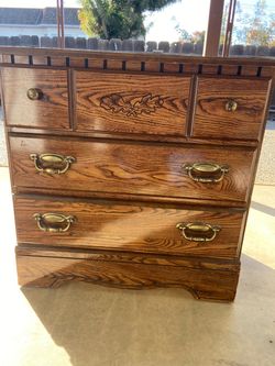 3 drawer hardwood dresser