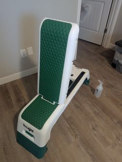 HOME WORKOUT BENCH - LIKE NEW!