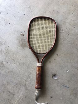 Vintage Ektelon Magnum Racket