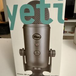 Blue Yeti USB Microphone for Recording, Streaming, Gaming, Podcasting on PC and Mac, Condenser Mic for Laptop or Computer with Blue VO!CE Effects, Adj