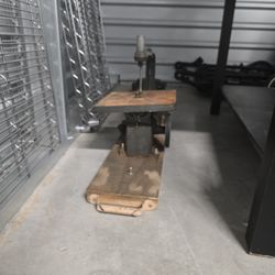 Vintage Rigid Arm Scroll Saw