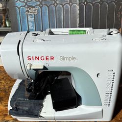 Singer Simple 3116 Sewing Machine With Foot Pedal Fully Serviced And Working Excellent 