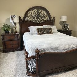 Deep Cherry Queen Bedroom Set Mattress Boxspring 2 Nightstands Dresser