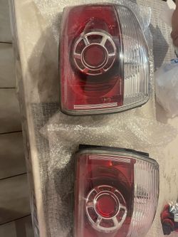 Taillights For A Gmc Acadia
