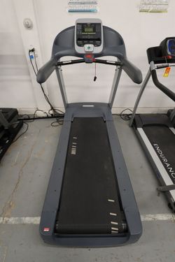 Used Precor 956i Experience Series AGKYE Non Folding Treadmill