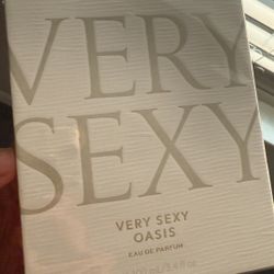 Victoria Secret Oasis RARE!