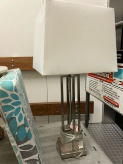 Metal lamp, loose side base modern 28 inches with shade Metal lamp, Lucite side base modern 28 inches with shade