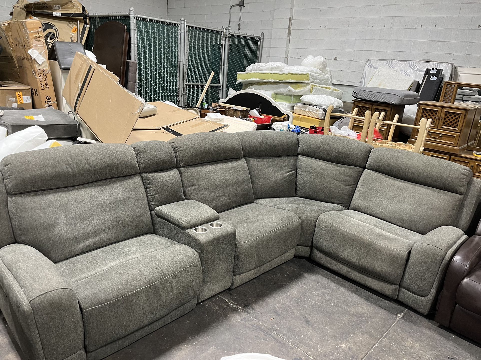 Macys Brand Reclining Sectional 800 for Sale in Paterson, NJ OfferUp