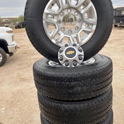 Silverado Wheels & Tires