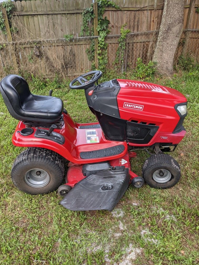 Craftsman 46" Riding Lawn Mower T2400 for Sale in Orlando, FL OfferUp