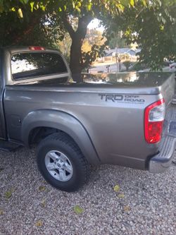 2006 Toyota Tundra cover