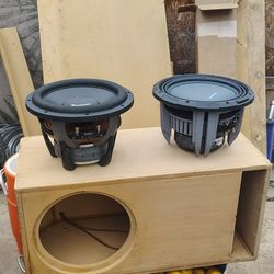 Which One To Choose? 🤔