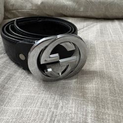 Gucci belt I sell it because it almost broke