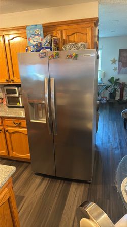 Frigidaire Gallery refrigerator