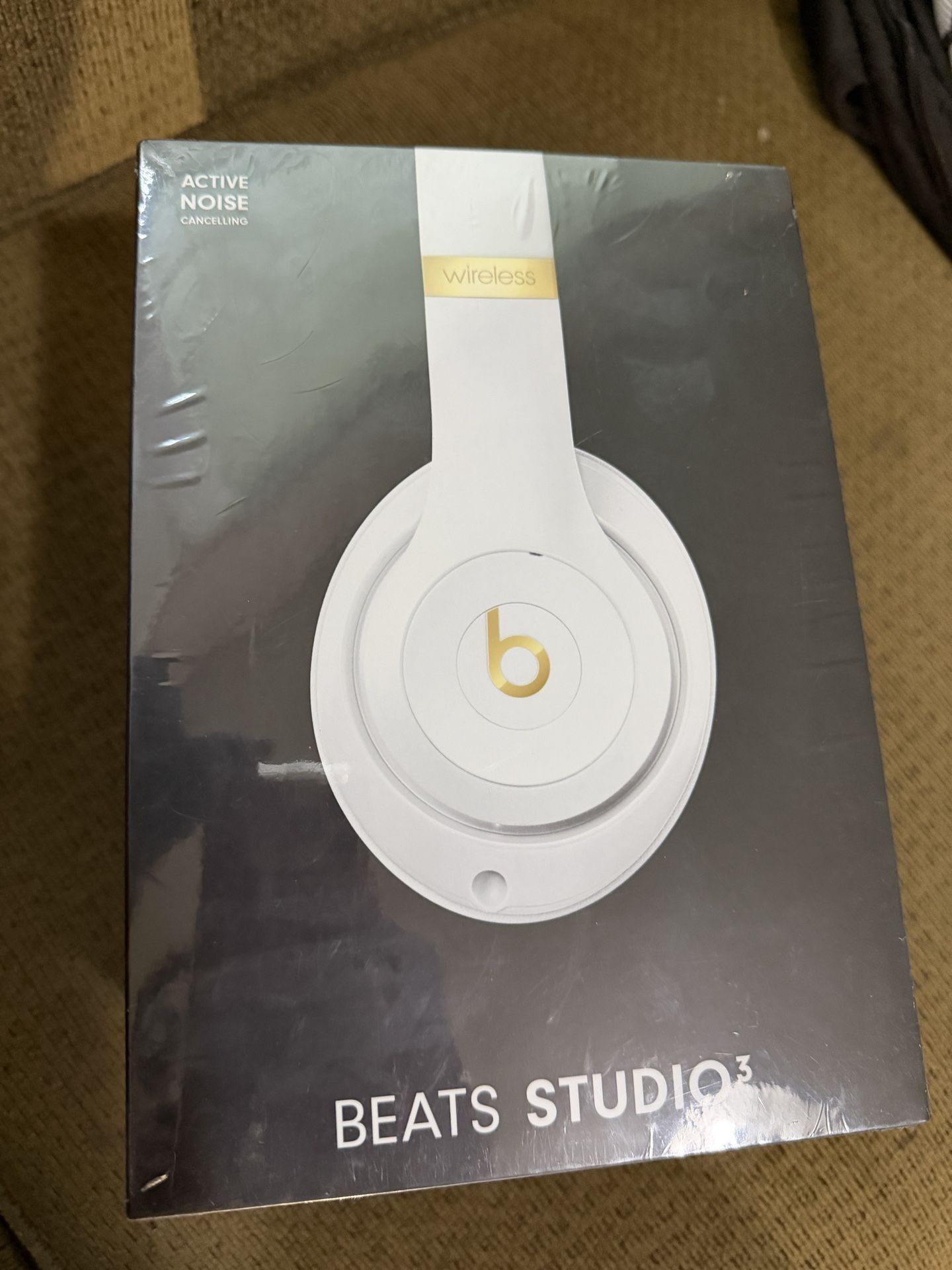 Beats Studio 3 Over-Ear Wireless Bluetooth Headphones