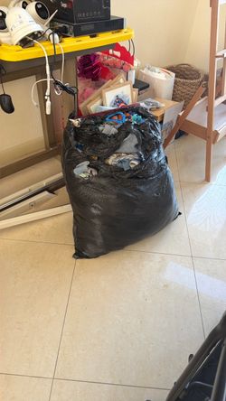 Bag full of toddler boy clothing size 2t-3t FREE!