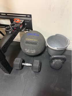 CrossFit fitness equipment