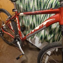 26 Inch Fuji Bike Ready To Go 