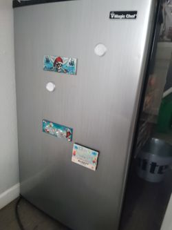 Mini fridge