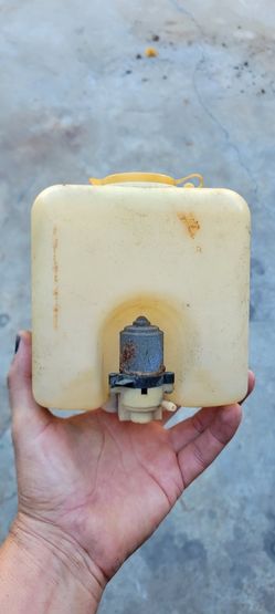 Mazda Rx2 Windshield Washer Reservoir