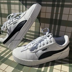 Women’s Puma Corina Canvas Shoes