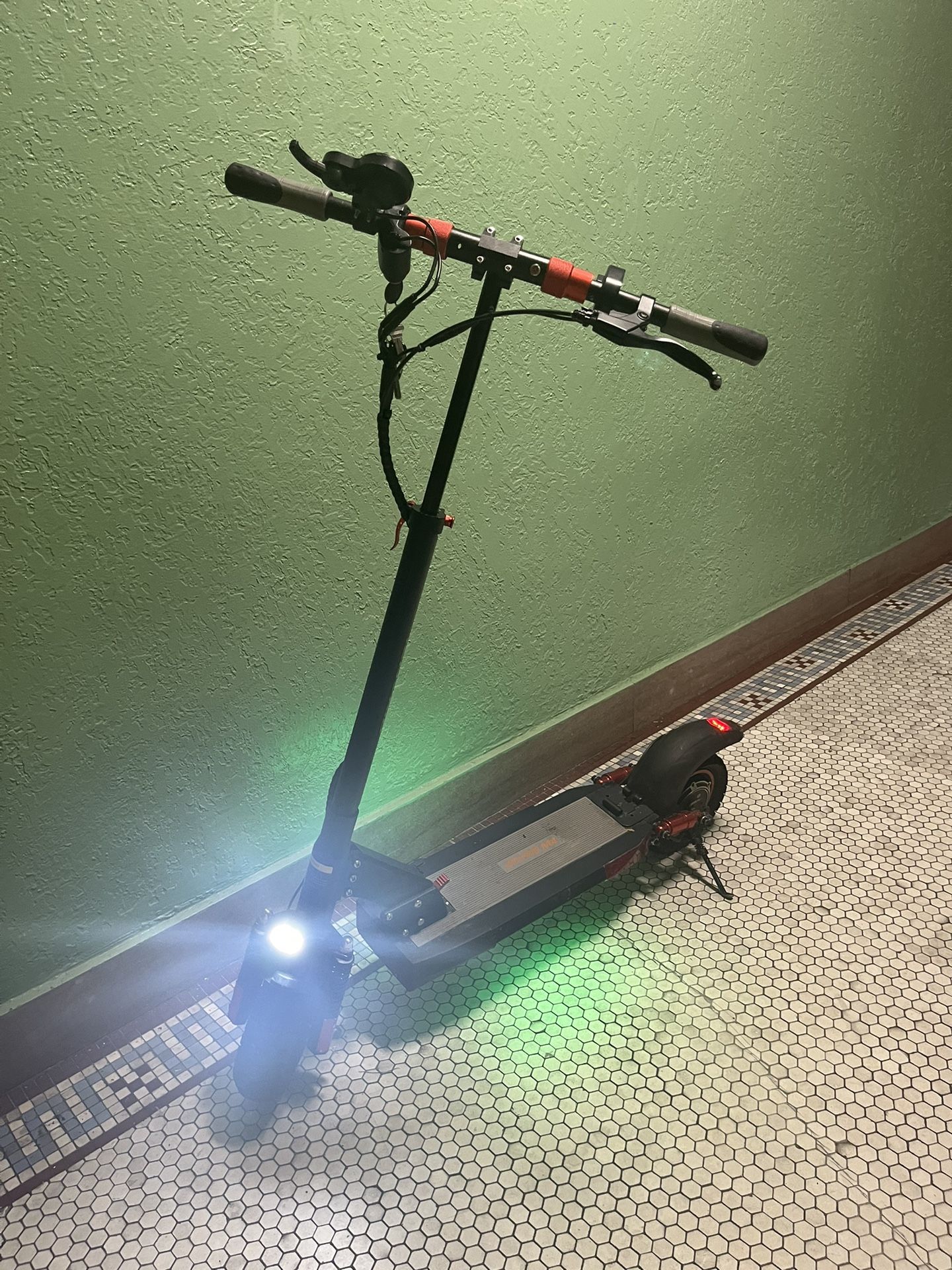 Einyrid M4 Scooter Or Trade