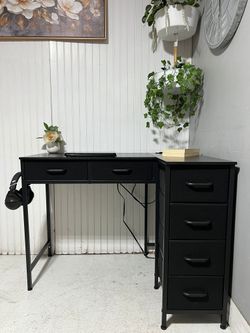 New Black Desk!!! Escritorio Negro Nuevo!!