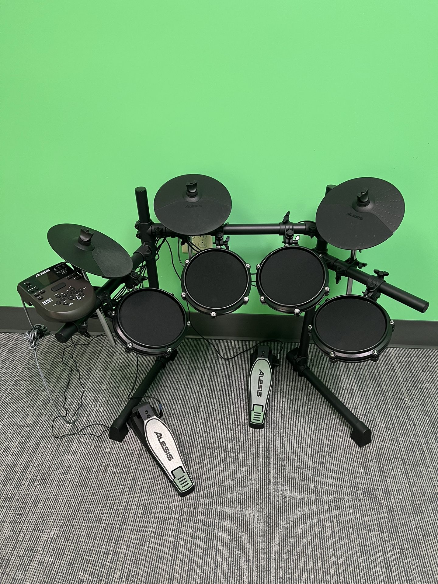 Alesis Nitro Electric Drum Set