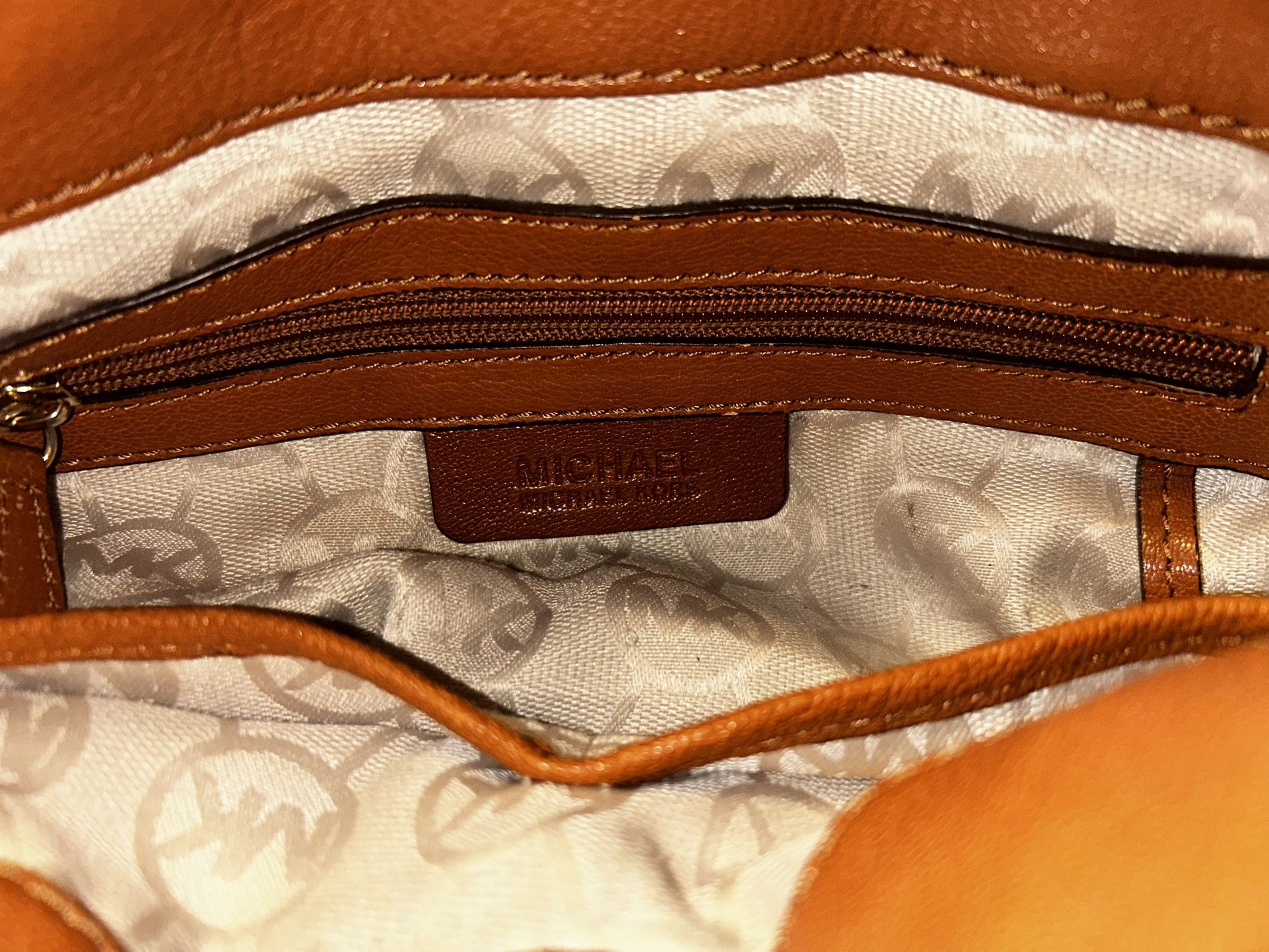 Michael Kors Purse 👜