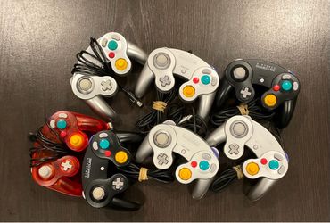 GameCube controllers