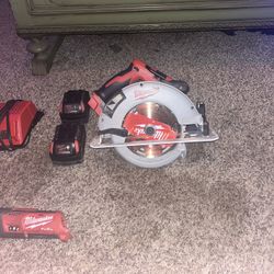 Milwaukee Skill Saw 