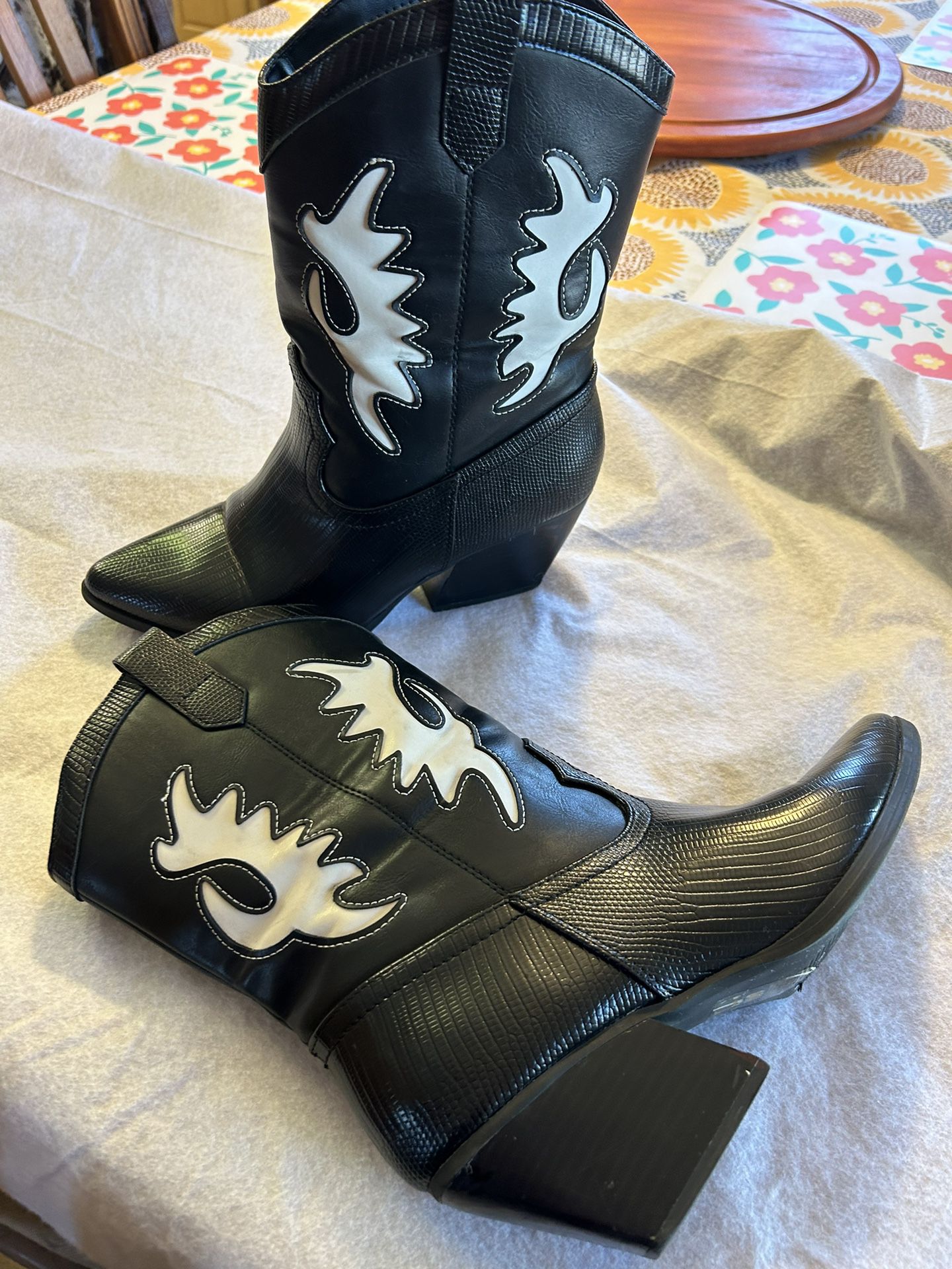 Cowgirl Boots Plus Size Women’s Clothing