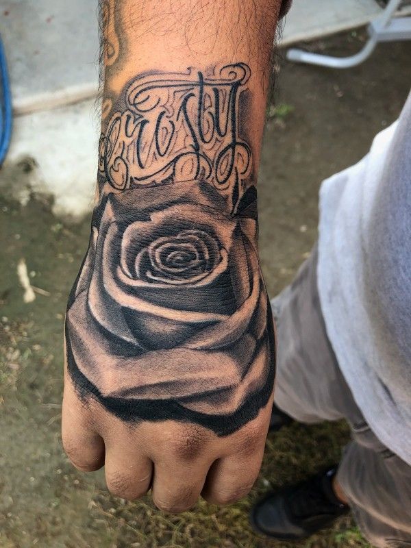 Rose Tattos