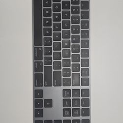 Apple Magic Keyboard 