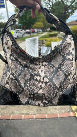 Dooney & Bourke