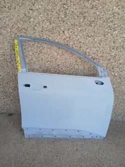2023-24 Kia Sportage Right Front Door