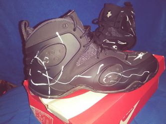 New mens size 10