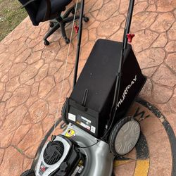 Murray 21 in. 140 cc Briggs and Stratton Walk Behind Gas Push Lawn Mower with Height Adjustment and with Mulch Bag