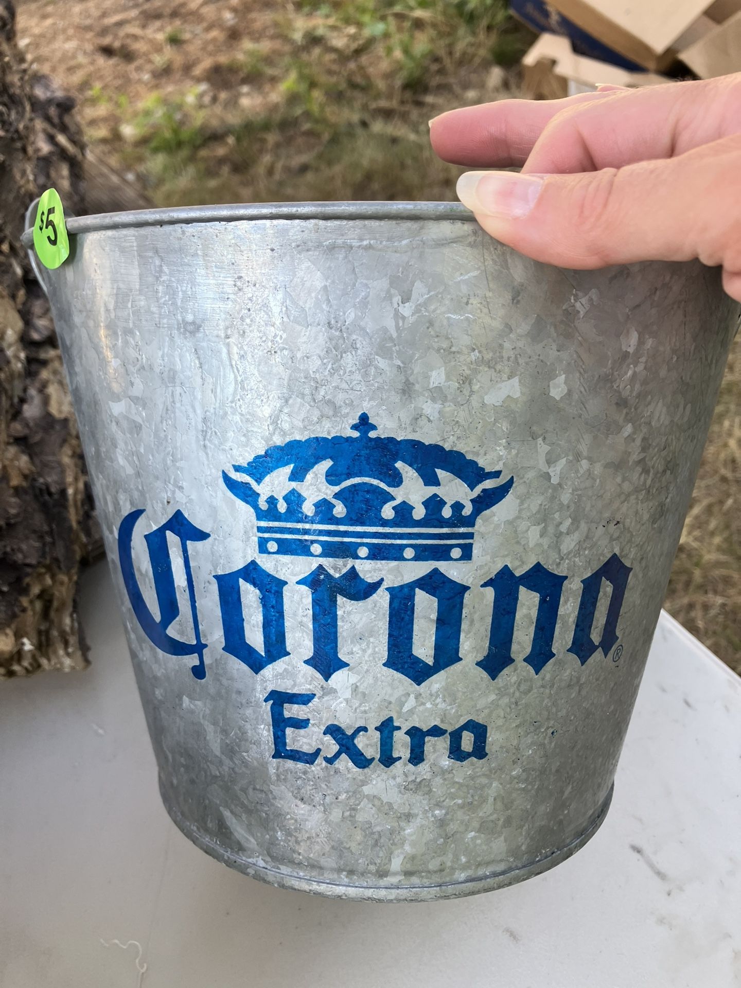 Corona Bucket With 4 Pint Glasses